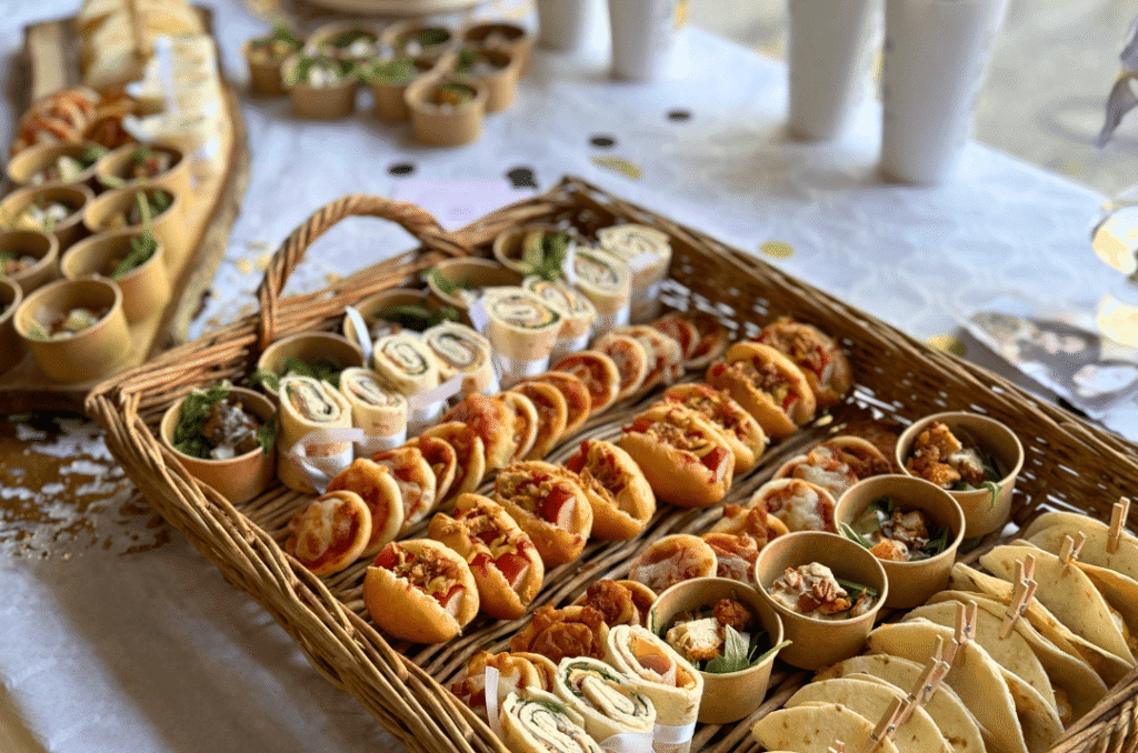 traiteur à domicile hallal végétarien ardennes belgique luxembourg foodtruck patisserie wedding cake number cakes gateau anniversaire gateau mariage Traiteur évènementiel entreprise ardennes